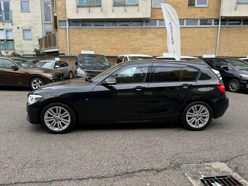 BMW 1 Series view 10