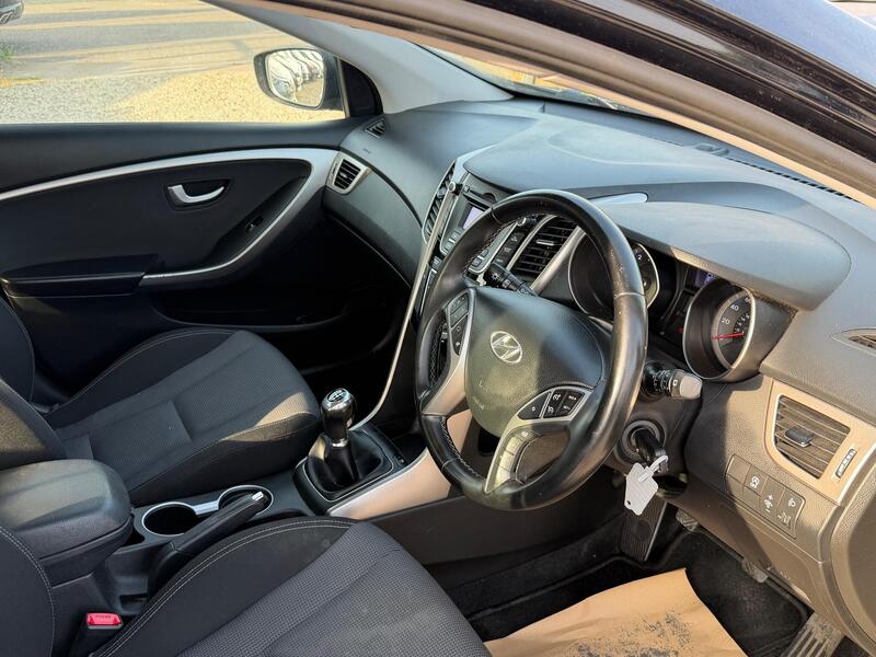 Hyundai I30 view 2