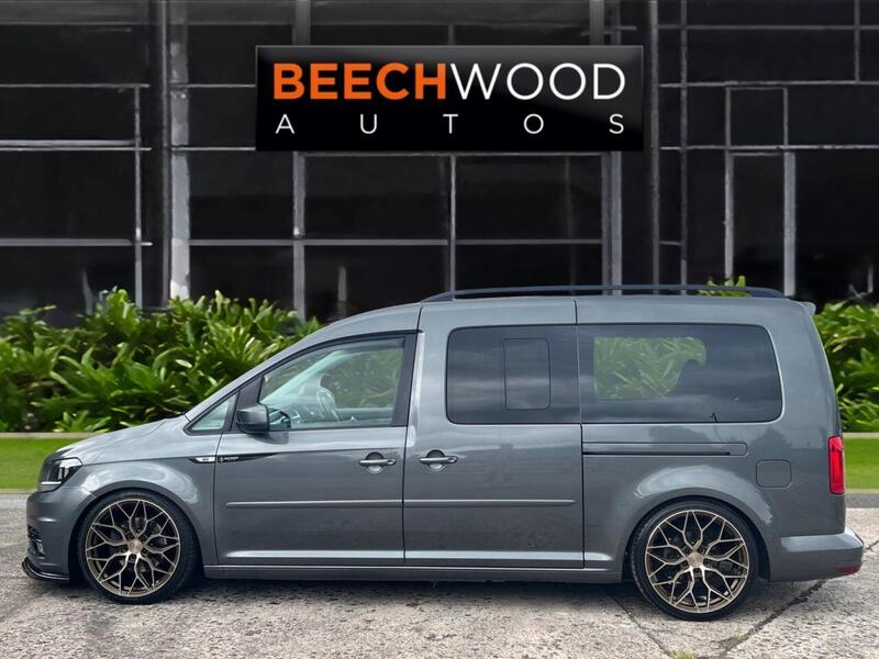 Volkswagen Caddy Maxi Life view 5