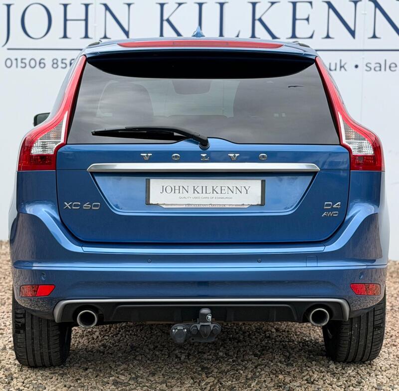 Volvo XC60 view 5