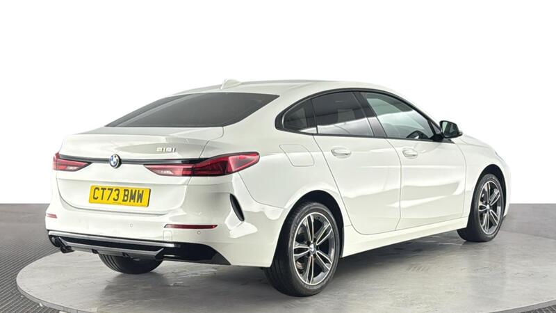 BMW 2 Series view 4