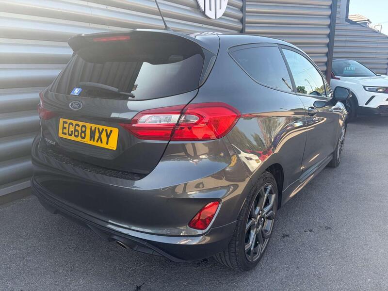 Ford Fiesta view 7