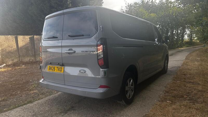 2026 Ford Transit Custom — photo 11