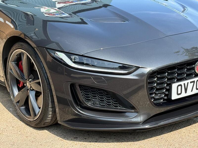 Jaguar F-Type view 4