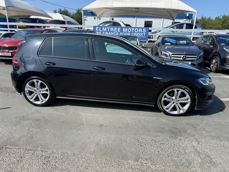 Volkswagen Golf view 6