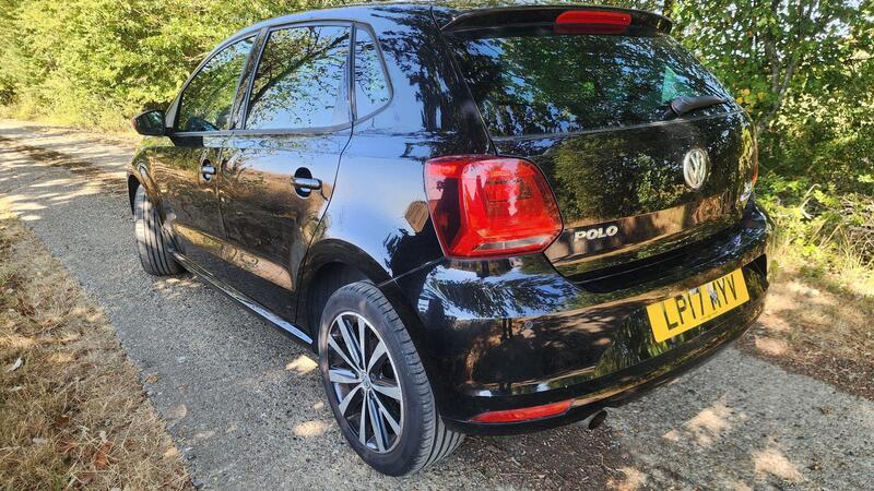 2017 Volkswagen Polo — photo 8