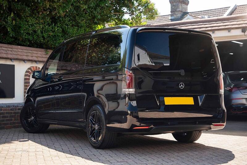 Mercedes-Benz V Class view 4