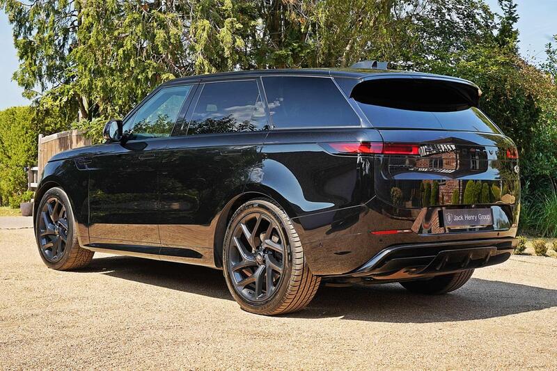 Land Rover Range Rover Sport view 3