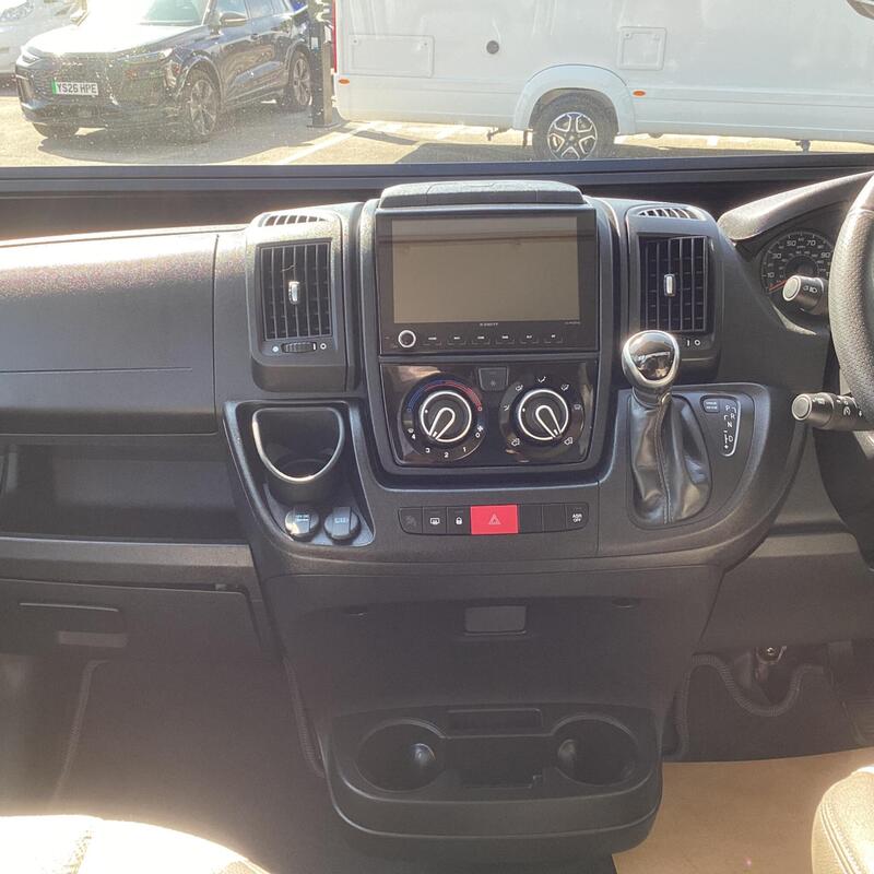 Auto-Trail V-Line 610 Sport — image 40