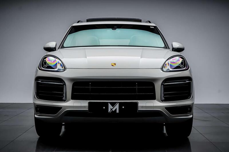 Porsche Cayenne view 2