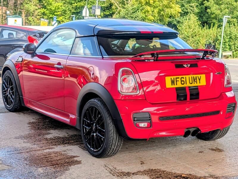 Mini Cooper view 2
