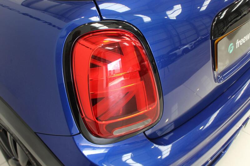 2019 MINI Hatch in Blue — image 36 of 71