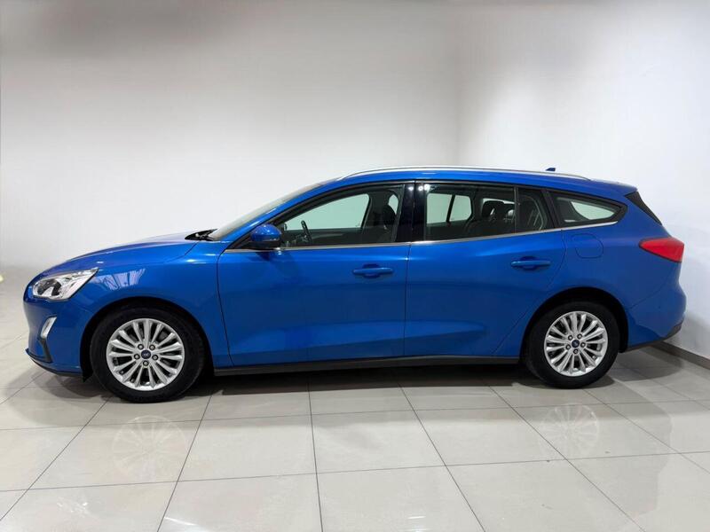 Ford Focus view 5