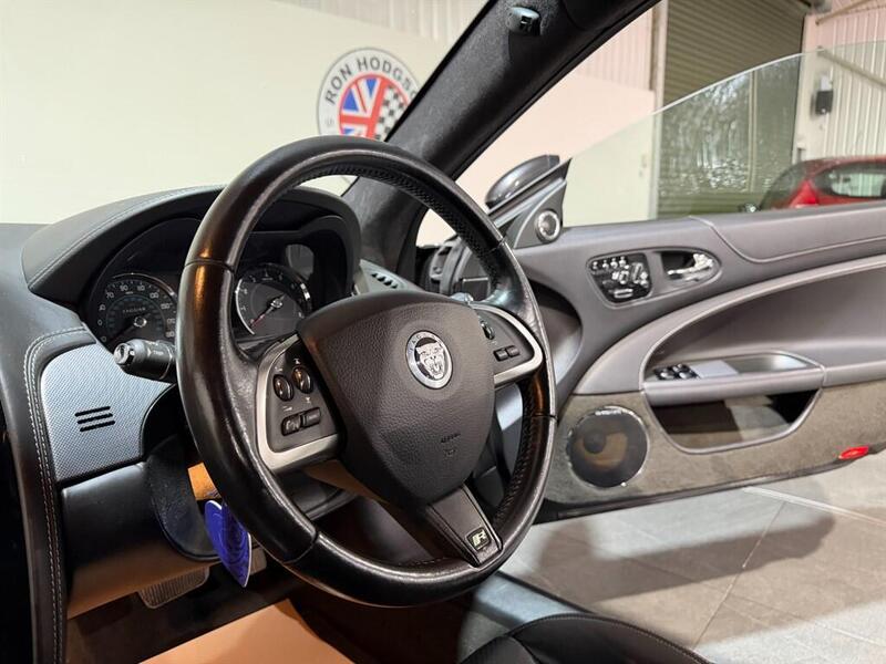 Jaguar XKR view 7