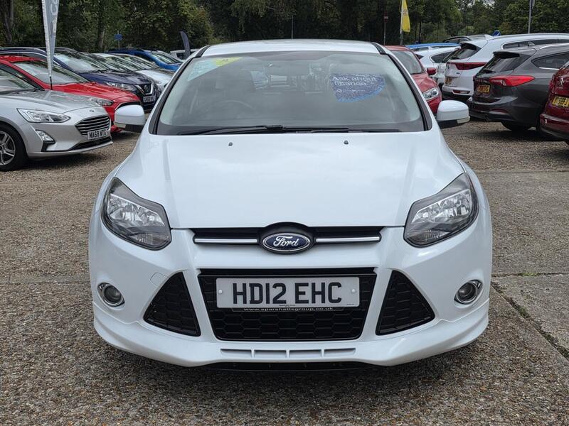 Ford Focus view 2