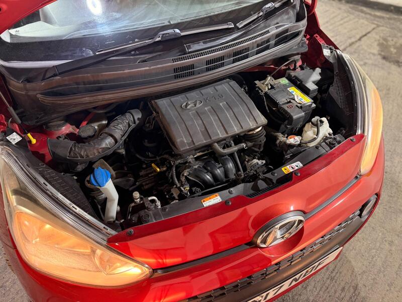 2017 Hyundai i10 — photo 18