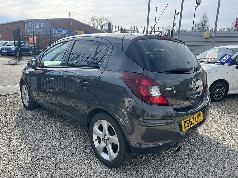 Vauxhall Corsa view 4