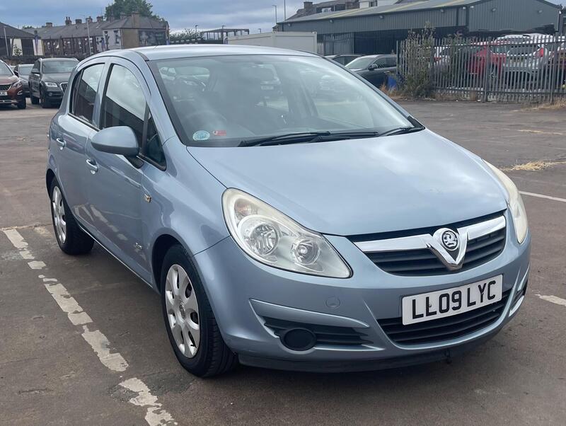 Vauxhall Corsa 1.4i 16v Club 5dr