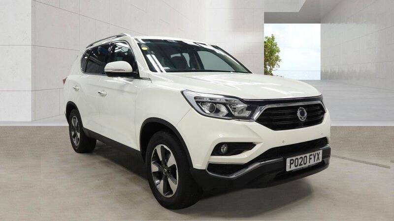 Ssangyong Rexton main image