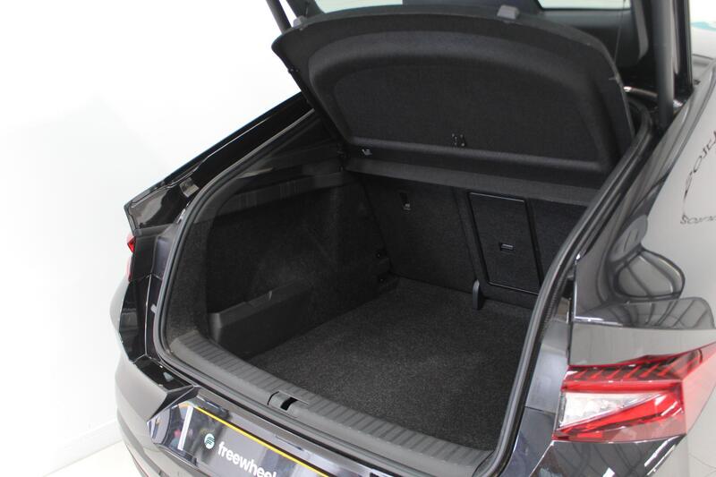 2022 Skoda Enyaq in Black — image 38 of 93