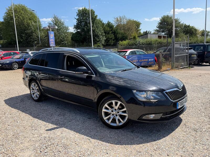 Skoda Superb main image