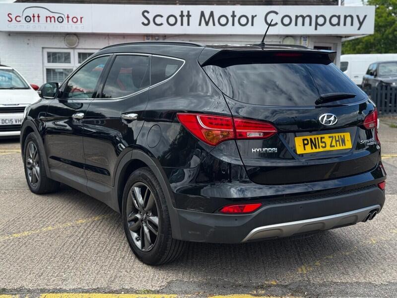 Hyundai Santa Fe view 2