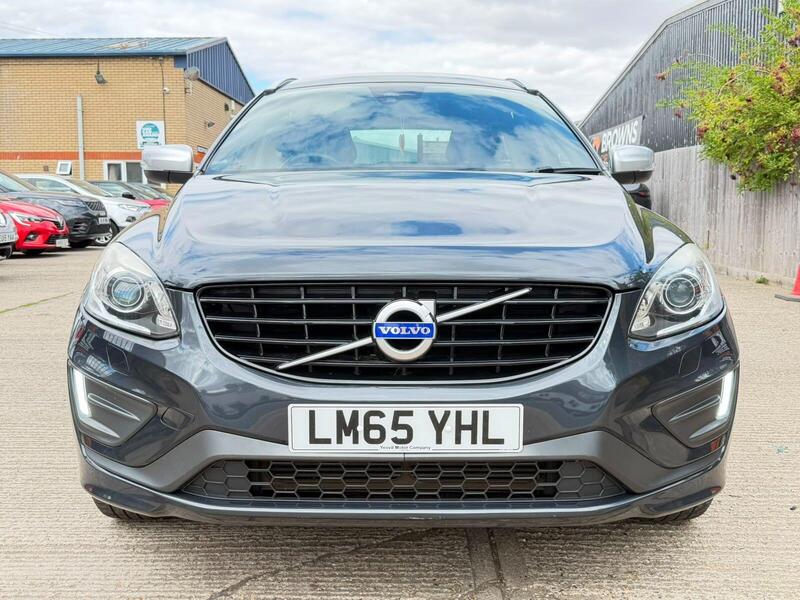 Volvo XC60 view 2