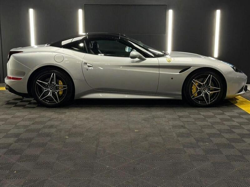 Ferrari California view 6