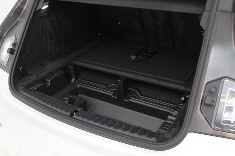 2022 BMW iX in White — image 29 of 88