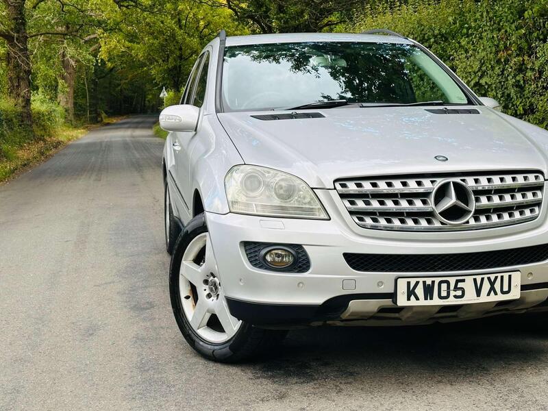 Mercedes-Benz M Class view 2