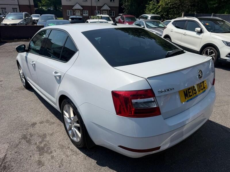 Skoda Octavia view 7