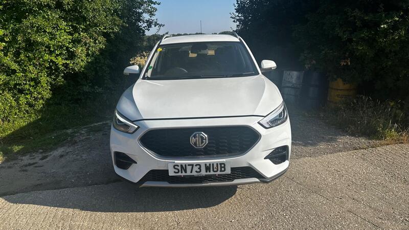 2024 MG MG ZS — photo 2