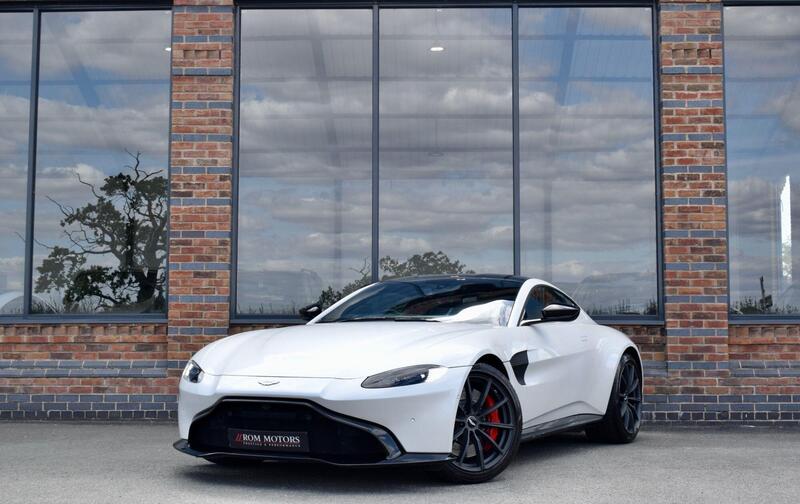 Aston Martin Vantage main image