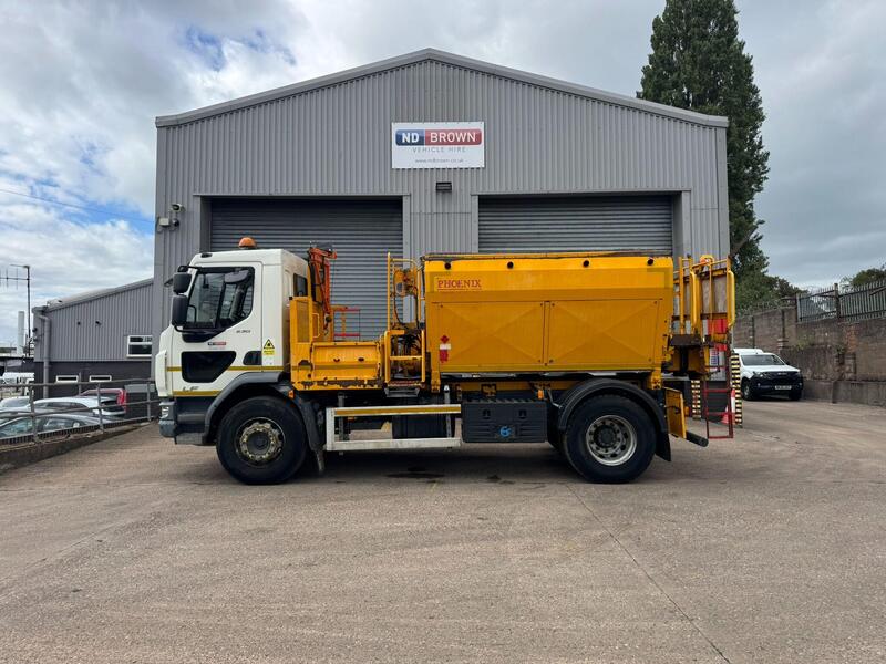 DAF LF230 18 T GVW Hot Box Twin