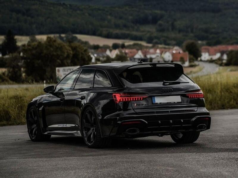 Audi RS6 view 2