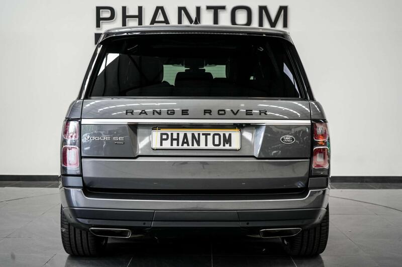 Land Rover Range Rover view 4