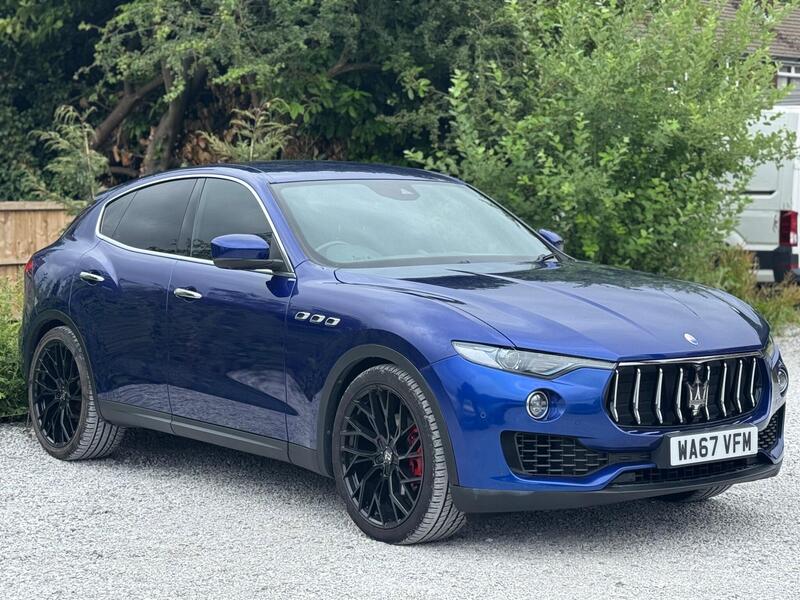 Maserati Levante view 3