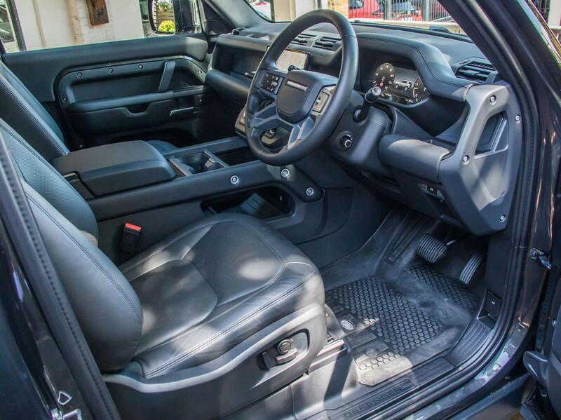 Land Rover Defender view 3