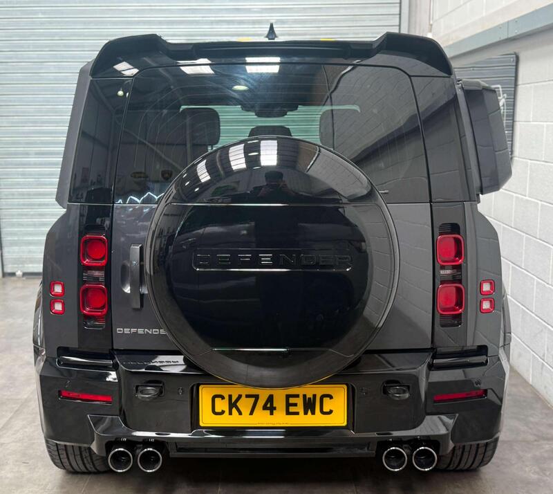 Land Rover Defender view 7