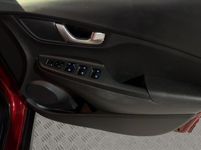 Hyundai Kona view 7