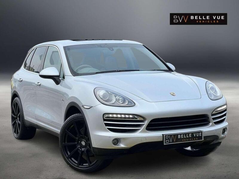 Porsche Cayenne view 5