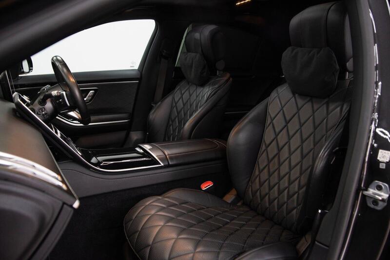 Mercedes-Benz S-Class view 4