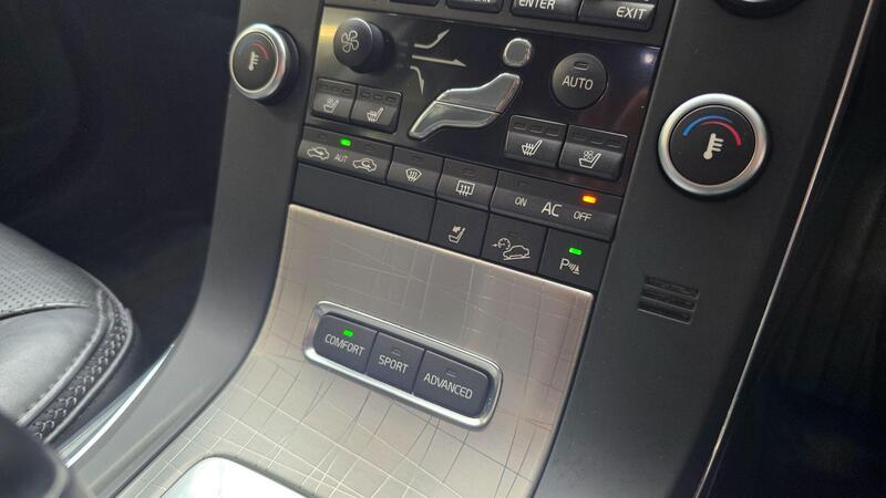 Volvo XC70 view 7
