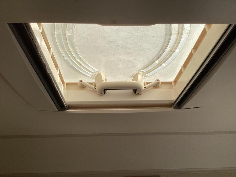 Swift Bessacarr 464 — image 34