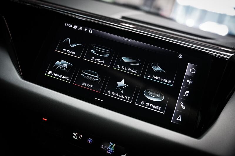 Audi E-Tron GT view 5