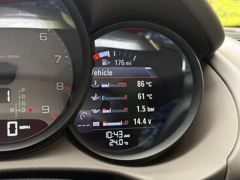 Porsche Cayman view 23