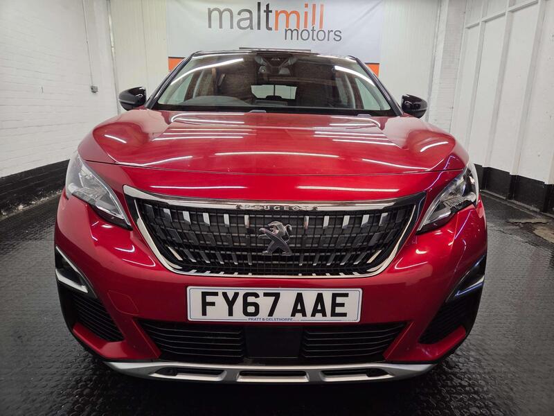 Peugeot 3008 view 2