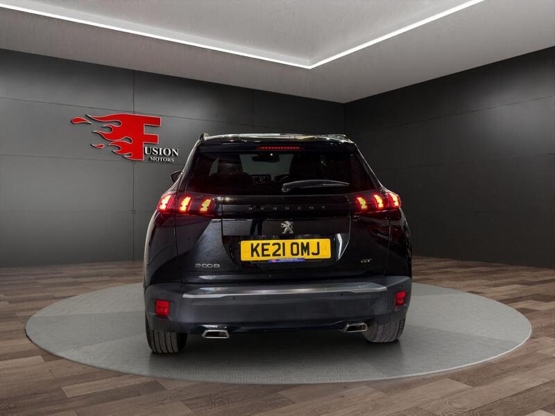 Peugeot 2008 view 6