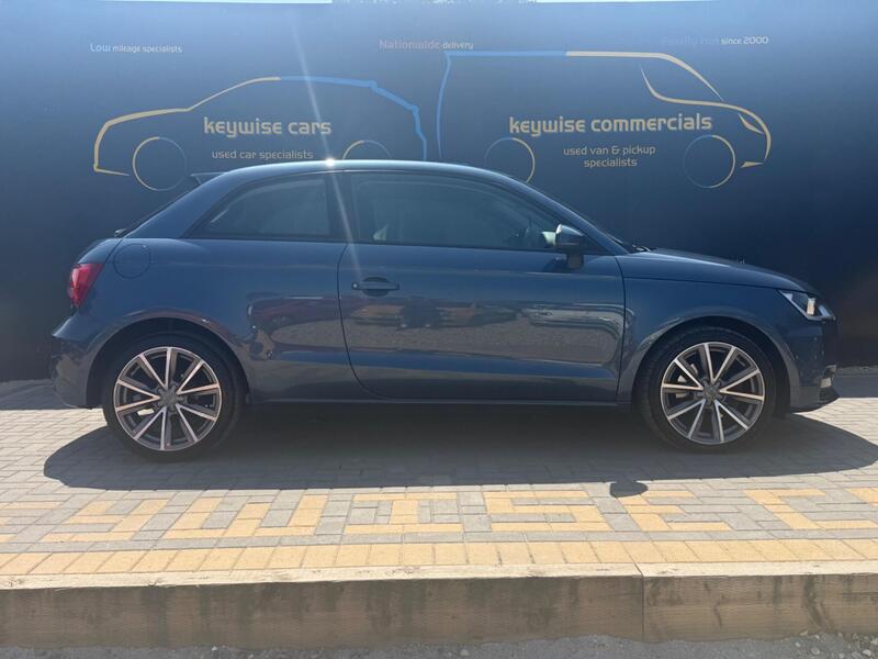 Audi A1 view 6