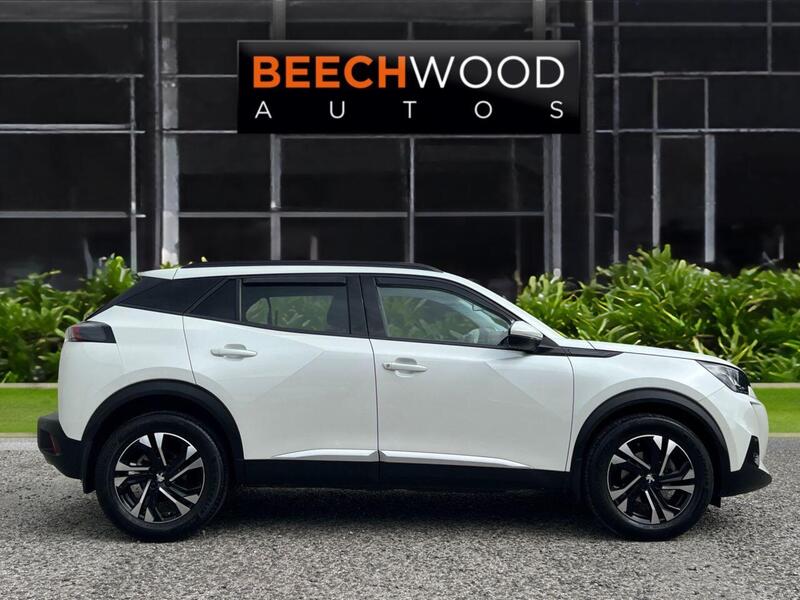 Peugeot 2008 view 4